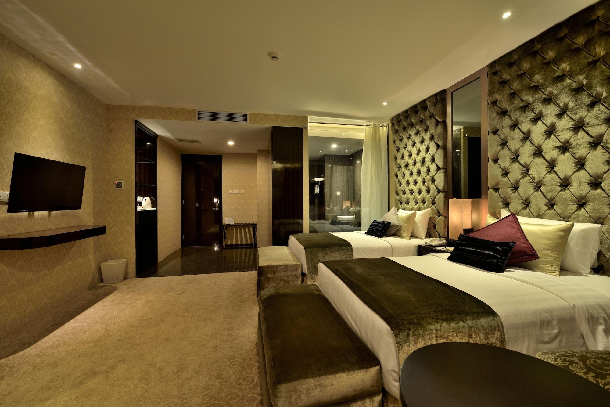Hotel Amaroossa Grande Bekasi Esterno foto
