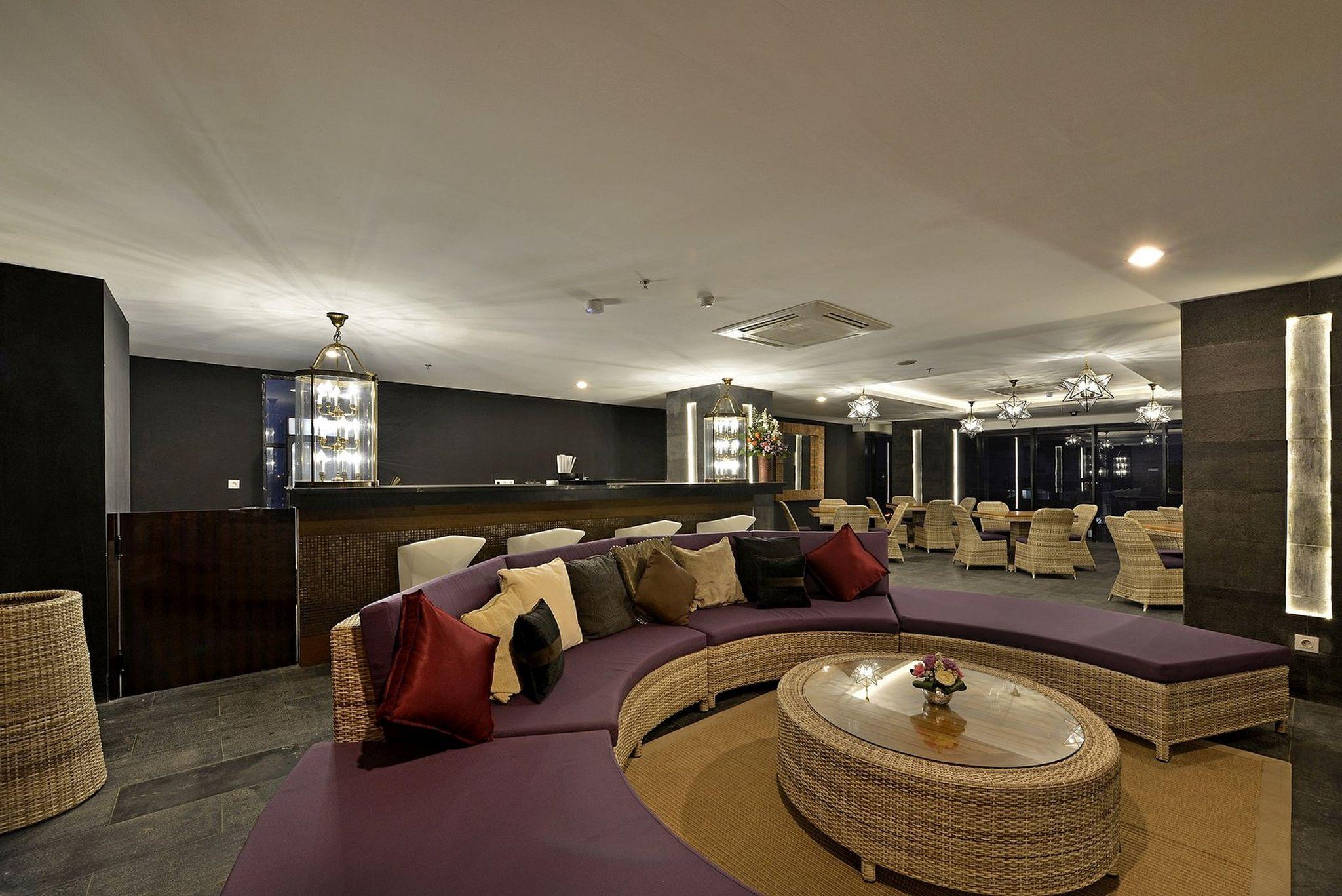 Hotel Amaroossa Grande Bekasi Esterno foto